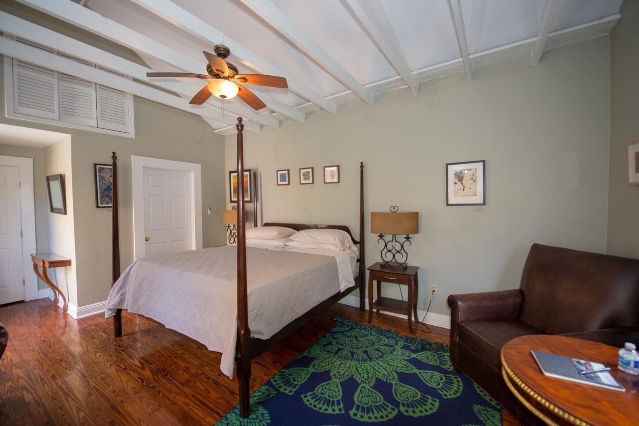 Maison De Macarty Bed & Breakfast New Orleans Exterior photo
