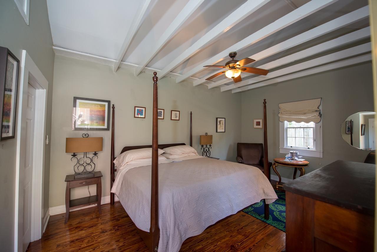 Maison De Macarty Bed & Breakfast New Orleans Exterior photo