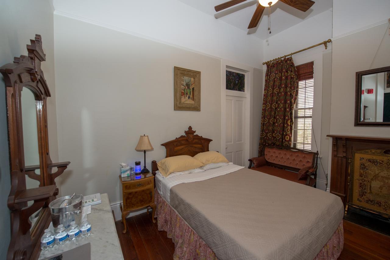 Maison De Macarty Bed & Breakfast New Orleans Exterior photo